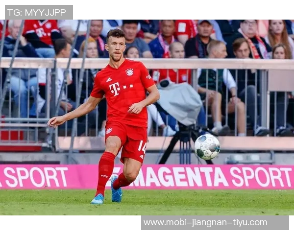 佩里西奇状态回暖本赛季已贡献2球8助助球队迎战利物浦首开记录