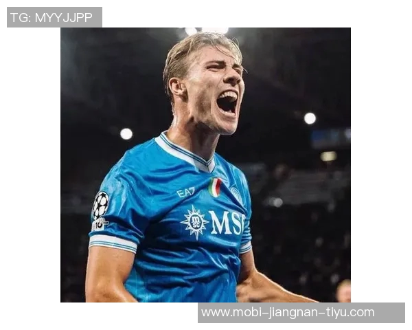 霍伊伦怒火中烧被对手拉倒失误后愤怒吼叫引发场上紧张气氛