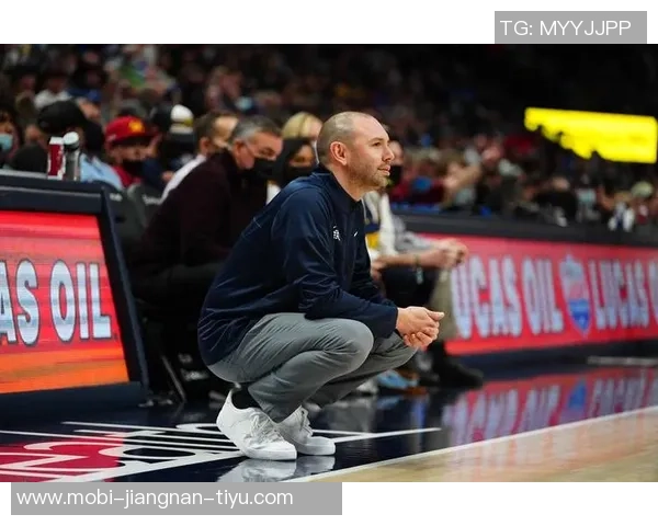 小阿德尔曼赞库里最后时刻三分绝技无人能及的精彩表现